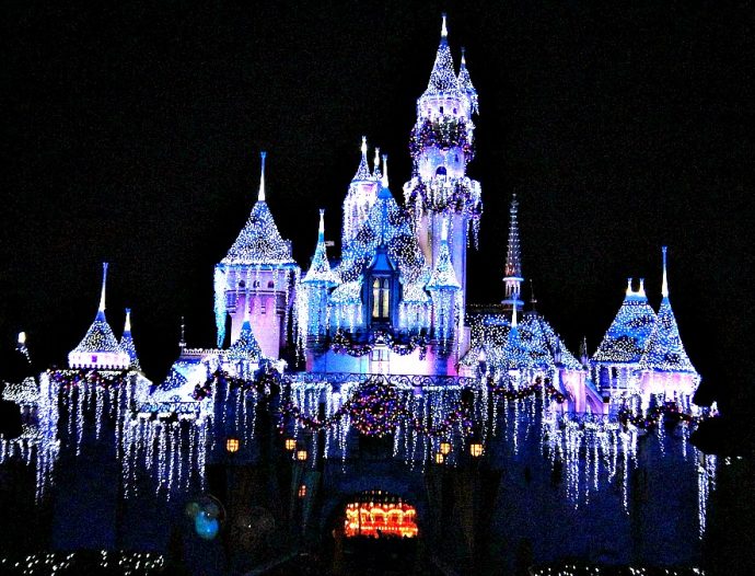 DisneyLand Tips for First-Time Visitors: Order Tickets Online!
