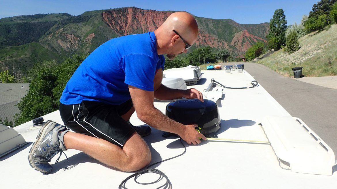 How to Get WiFi In An RV With a WiFi Range Extender - Kellogg Show