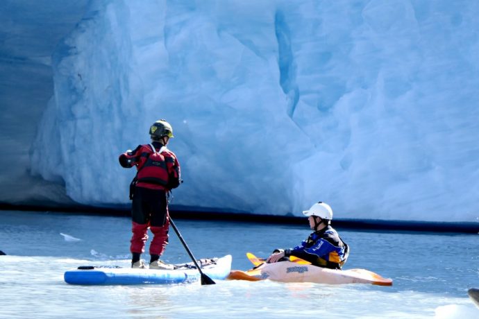 The KelloggShow Family Tells All About Padling to Portage Glacier.