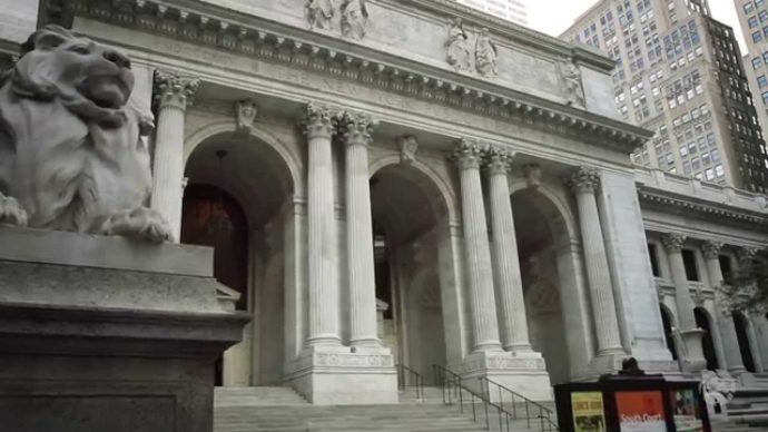 Normally public libraries would not be on my radar, but the New York City public Library is one of the best Free Things To Do in New York!