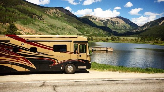 Of course, the big rigs are better. When choosing a Fulltime RV for Travel, budget is often the first factor.