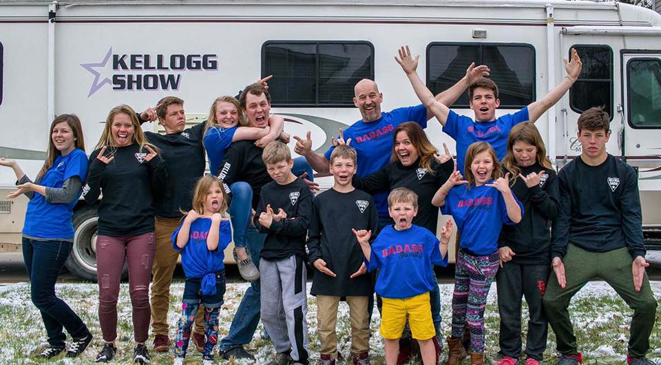 Travel with Kids like the KelloggShow family.